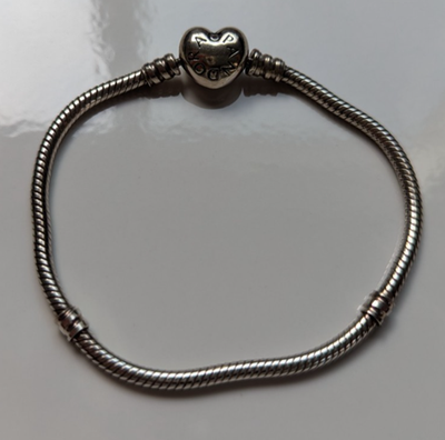Pandora Moments Snake Chain Bracelet Heart Shaped Clasp 18.5cm Long