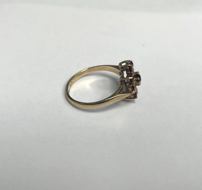 9ct Gold Ring Garnet Flower Cluster Hallmark Size J 1.8g