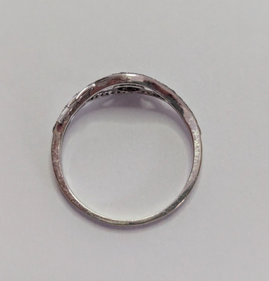 9ct White Gold Ring Sapphire Diamond Hallmarked Size R 1.6g