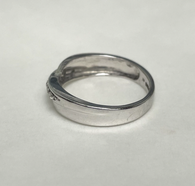 9ct White Gold Ring Diamond Hallmark Size J 1/2