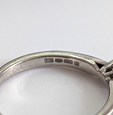 9ct Gold Engagement Ring 0.25ct Diamonds Hallmarked Engraved Size M 1/2 2.4g