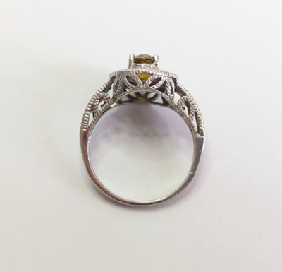 9ct White Gold Ring Sphene Diamond Hallmark Size N 3.5g