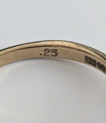 9ct Gold Ring Diamond Cluster Setting Size O Metal Dia Hallmarked 2.5g