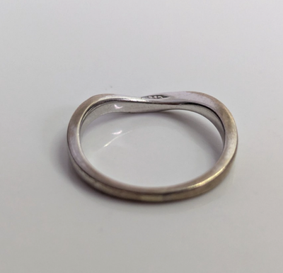 18ct White Gold Ring 10 Diamond Solid Band Hallmark Size J 1/2
