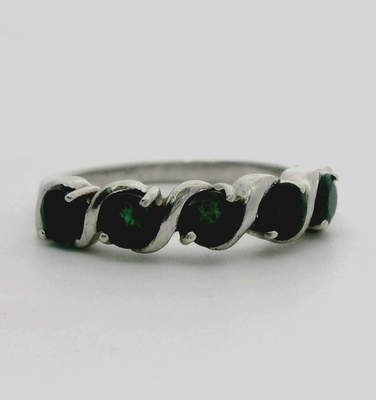 Silver Ring Emerald Stones 925 Stamped Size O 1/2 Prong Setting 3.9g