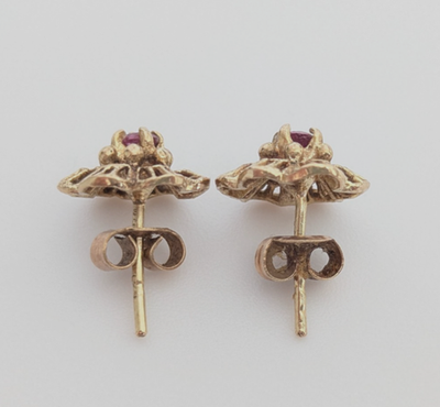 9ct Gold Stud Earrings Garnet Red Stones Hallmarked 1.8g Butterfly Backs