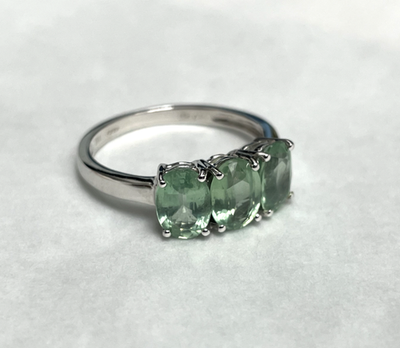 9ct White Gold Three Spinel Ring 375 Size O Authentic Gold Hallmark