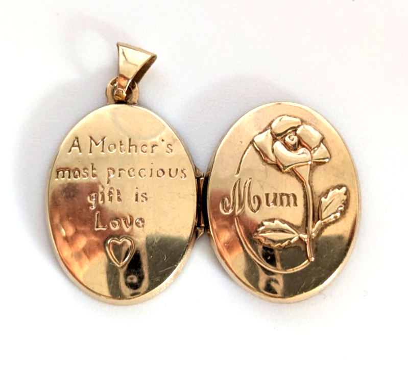 9ct Gold MUM Photo Locket Mother Keepsake Pendant Hallmarked 1.9g 23mm x 17mm