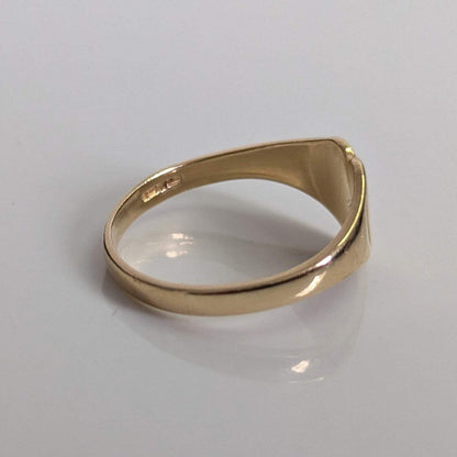 9ct Gold Signet Ring Love Heart Shaped Solid Band Hallmark Size O