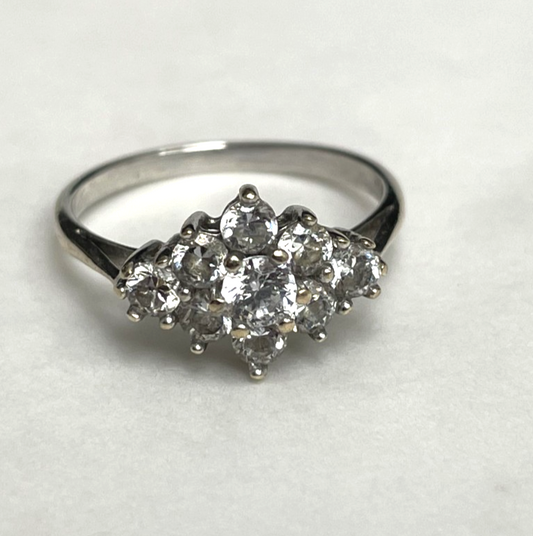 9ct White Gold Ring Cubic Zirconia Stones Solid Band Hallmark Ring Size I 1/2