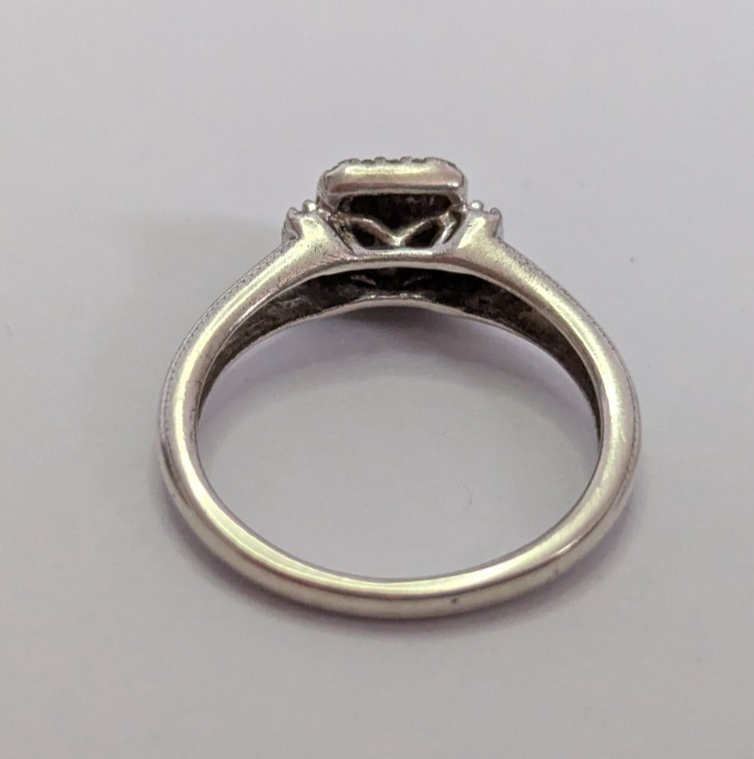 Silver Engagement Ring Diamond 925 Hallmarked Size K 1/2 2.1g