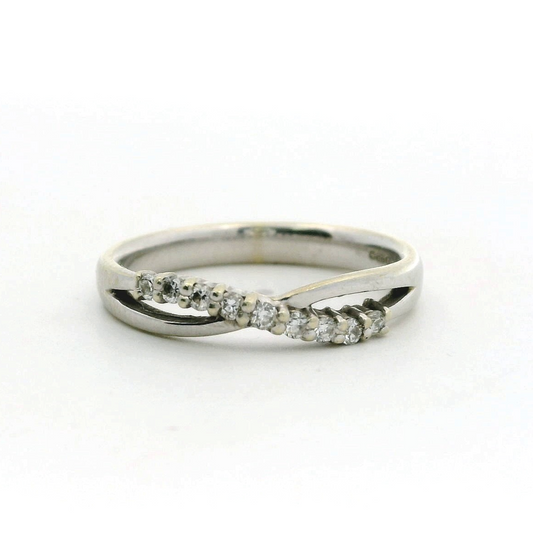 9ct White Gold Ring Diamond Stones UK Hallmarked Size N 2.6g