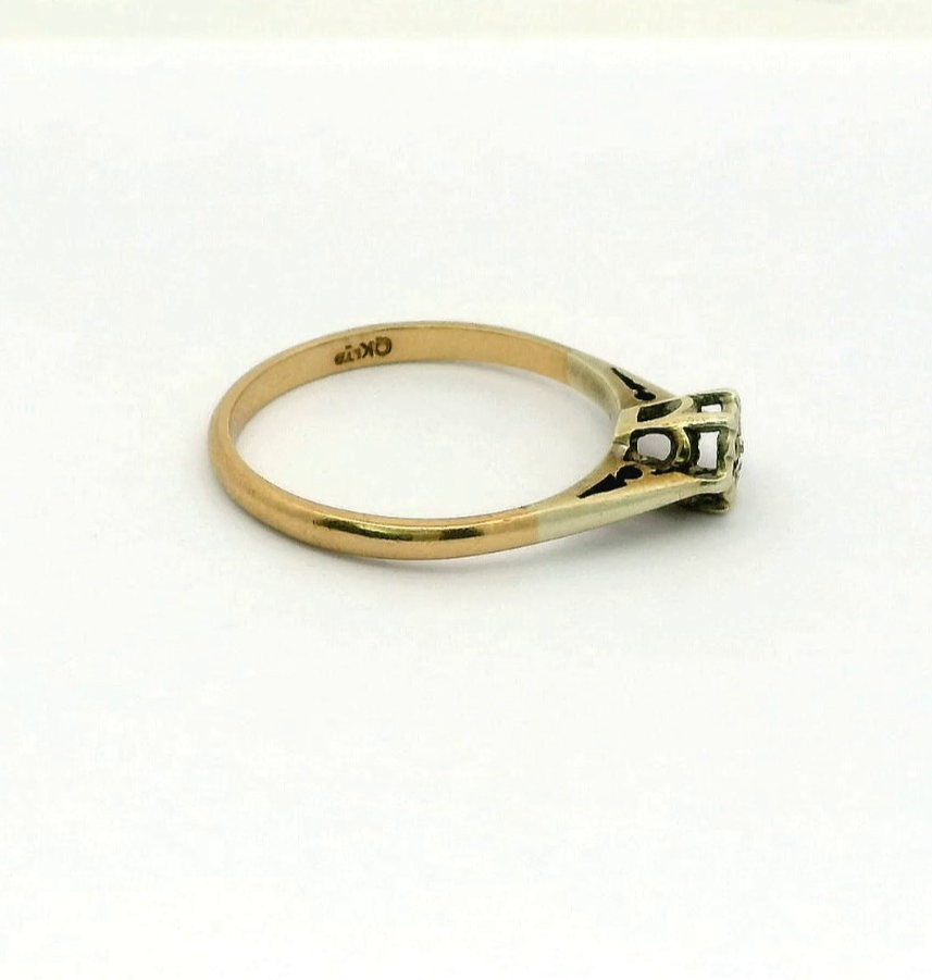 9ct Gold Ring Diamond Single White Gold Hallmark Size O