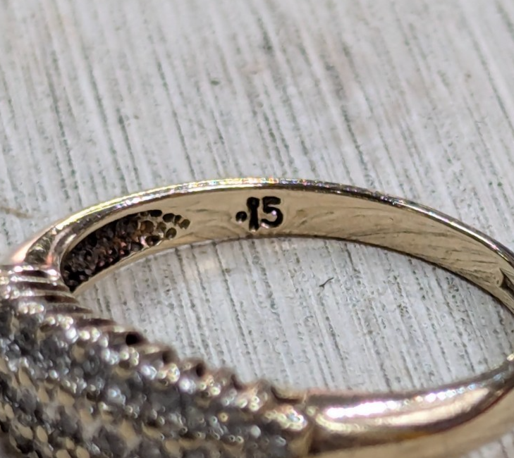9ct Gold Ring Diamond 0.15ct HallmarkProng Size L 2.3g
