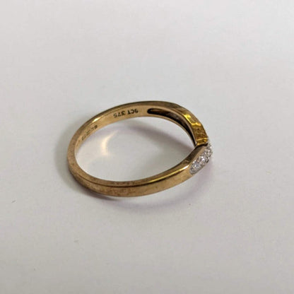 9ct Gold Ring Diamond Wishbone Size M 1/2 1.7g April Birthstone