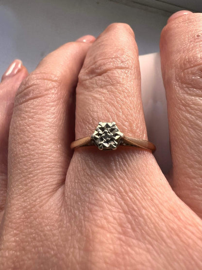 9ct Gold Ring Diamond Single White Gold Hallmark Size O