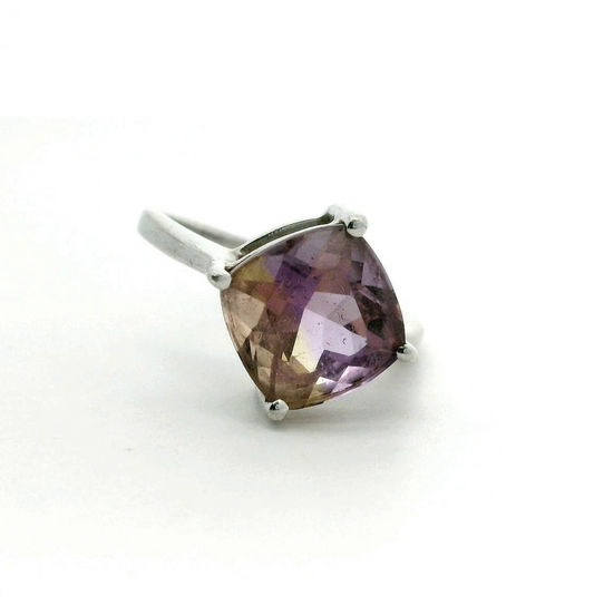 Silver Ring Purple Amethyst Stone Size N 925 Sterling Stamped 3.8g Prong Setting