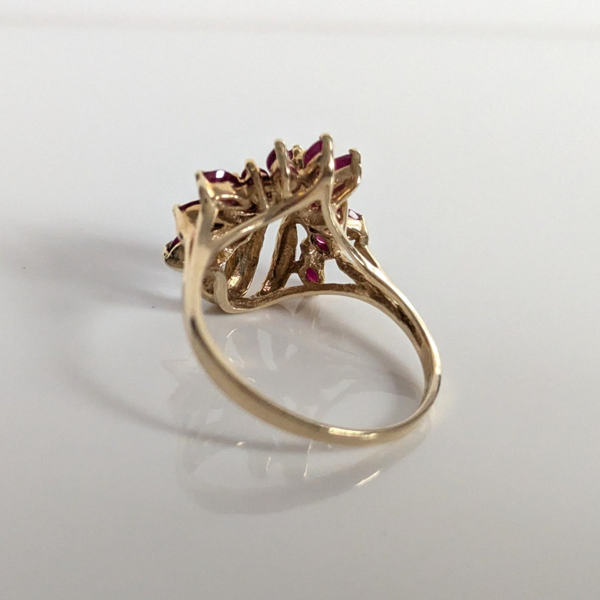 9ct Gold 14 Ruby Ring Size S Hallmarked 375 Cluster July 4g