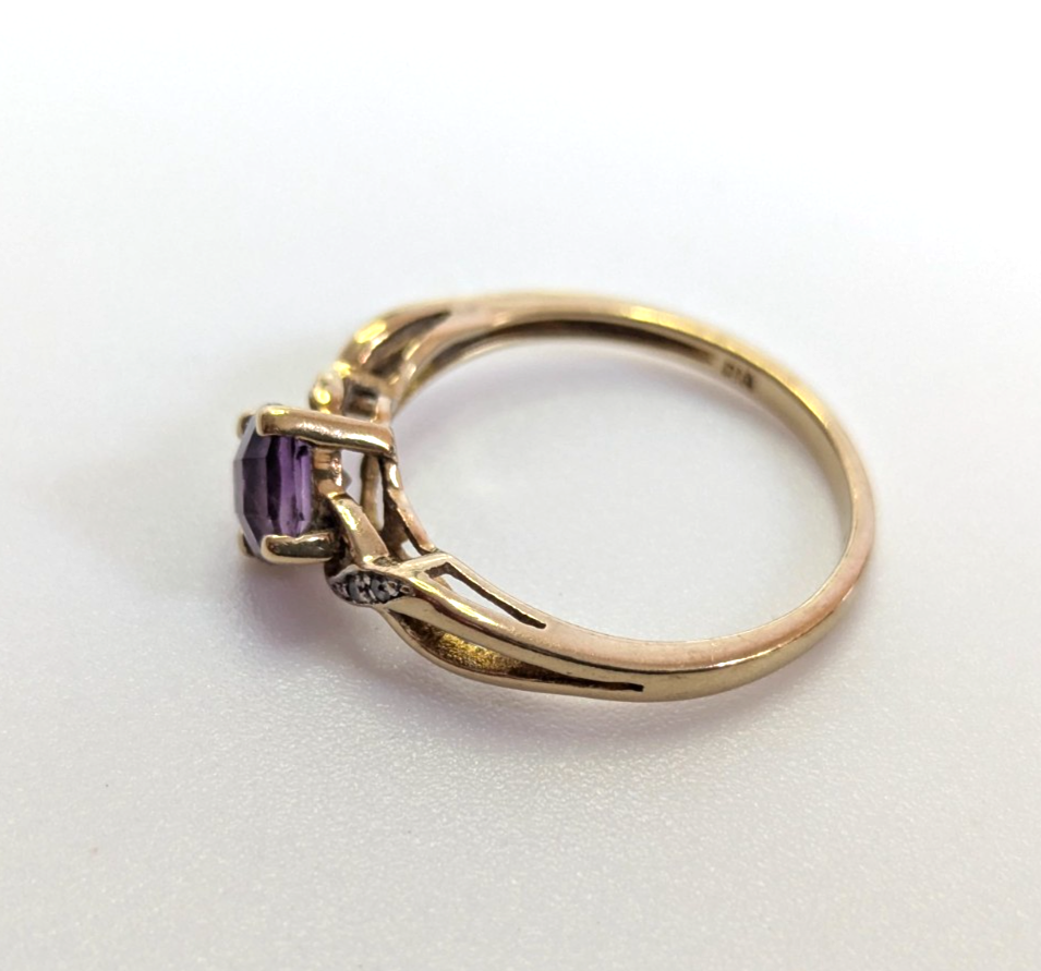 9ct Gold Ring Amethyst Diamond Hallmark Size P 1.9g