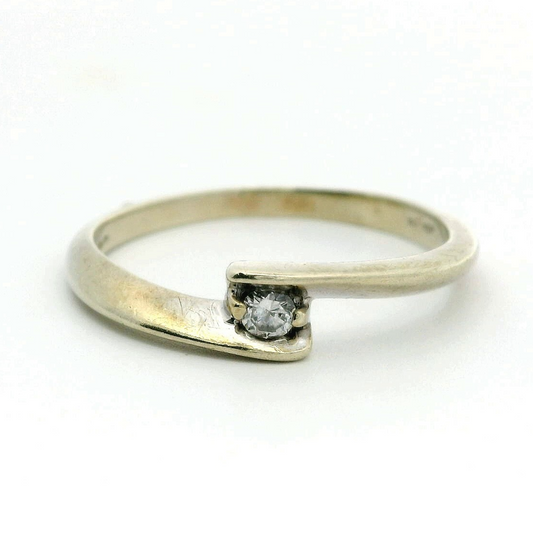 Vintage 9ct Gold Ring Diamond Round Cut Stone Size O Metal Hallmarked 1.7g