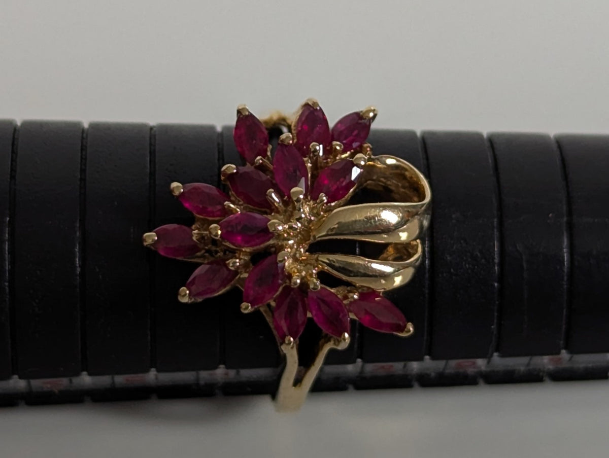 9ct Gold 14 Ruby Ring Size S Hallmarked 375 Cluster July 4g