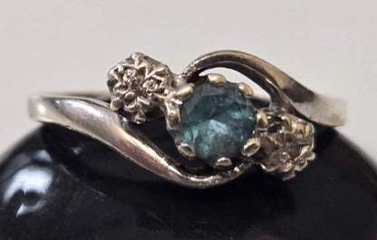 9ct White Gold Ring Aquamarine and Diamond Stones Authentic Hallmark Ring Size L
