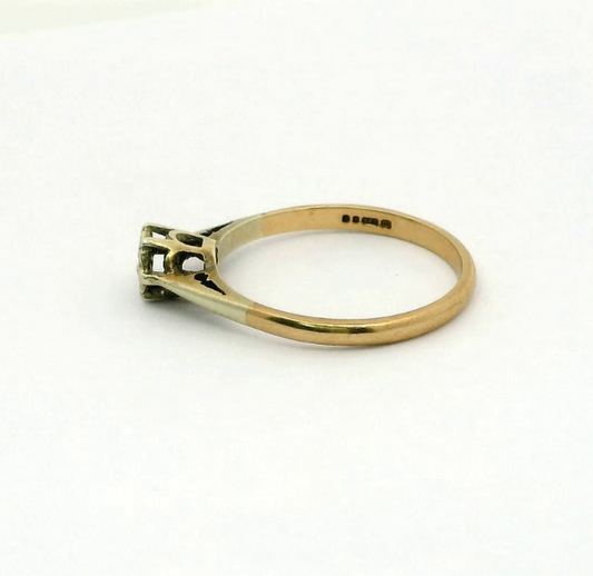 9ct Gold Ring Diamond Single White Gold Hallmark Size O