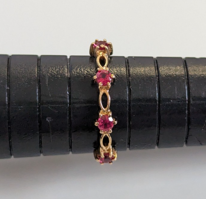 Spinel 9ct Gold Ring Thin Band Hallmark Size N 1/2 1.2g August Birthstone