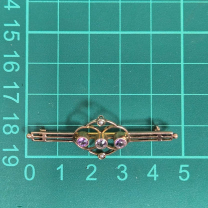 9ct Yellow Gold Victorian Brooch Amethyst and Pearl Stones Hallmarked