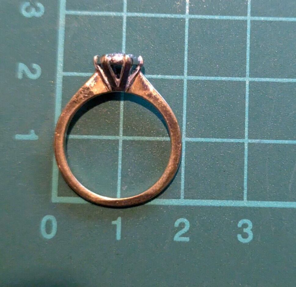 9ct Gold Ring Diamond Stones Size L Hallmarked Cluster Setting 2.7g