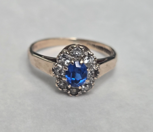 9ct Gold Blue White CZ Ring Size L 1/2 Hallmark 375 Oval Halo Cluster 2g