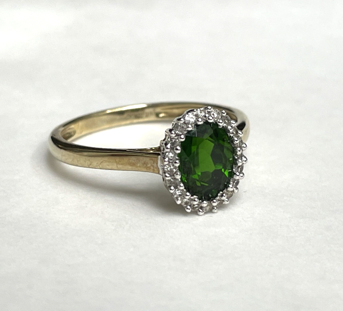 9ct Gold Ring Diopside and Diamonds Hallmarked Size S