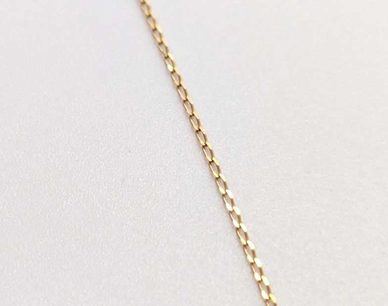 18ct Yellow Gold Necklace Diamond Stones Heart Pendant 50cm Long Hallmarked 2.3g