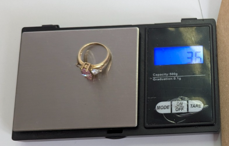9ct Gold Ring Cubic Zirconia Hallmarked Size K 1/2