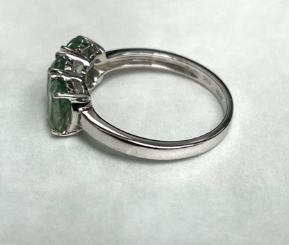 9ct White Gold Three Spinel Ring 375 Size O Authentic Gold Hallmark