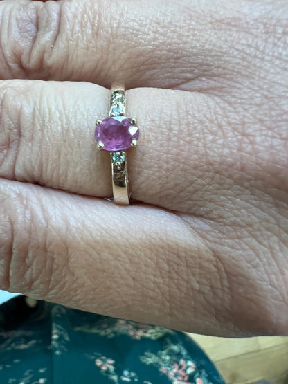 9ct Yellow Gold Ring Ruby Zircon Stones Size N 1/2 Hallmarked 2.5g Certification