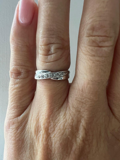 9ct White Gold Ring Diamond Hallmark Size J 1/2