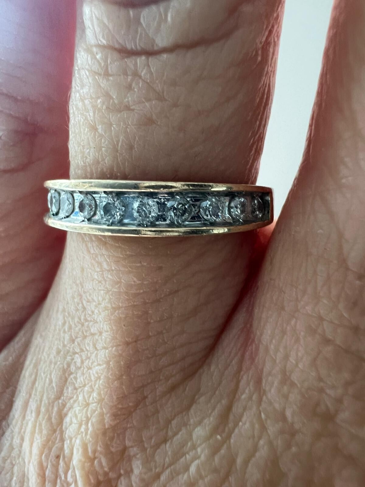 9ct Gold Ring Diamond 0.25ct Solid Gold Hallmarked Size M