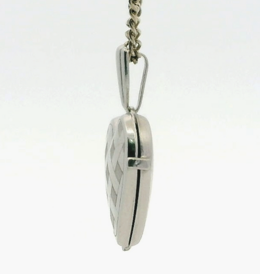 9ct White Gold Heart Locket Pendant Chequered Pattern Textured Keepsake 1.5g