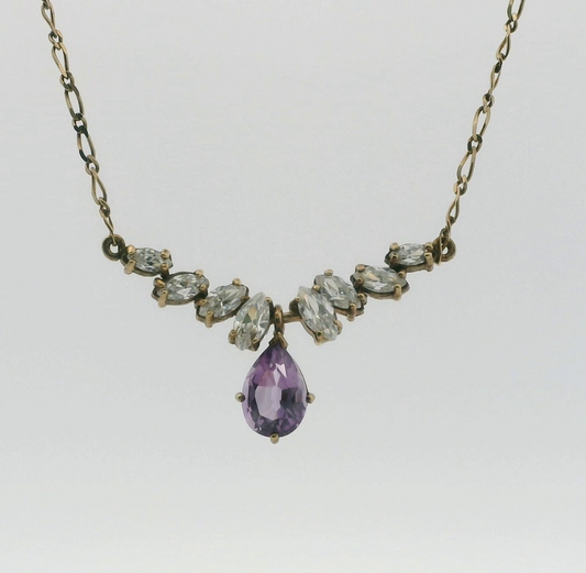 9ct Yellow Gold Necklace Amethyst Stones 9ct Stamped 23cm Long