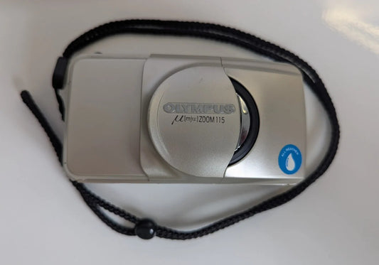 Olympus Zoom 115 35mm Compact Film Camera With Case Autofocus Flash Working