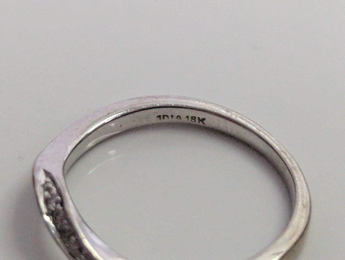 18ct White Gold Ring 10 Diamond Solid Band Hallmark Size J 1/2
