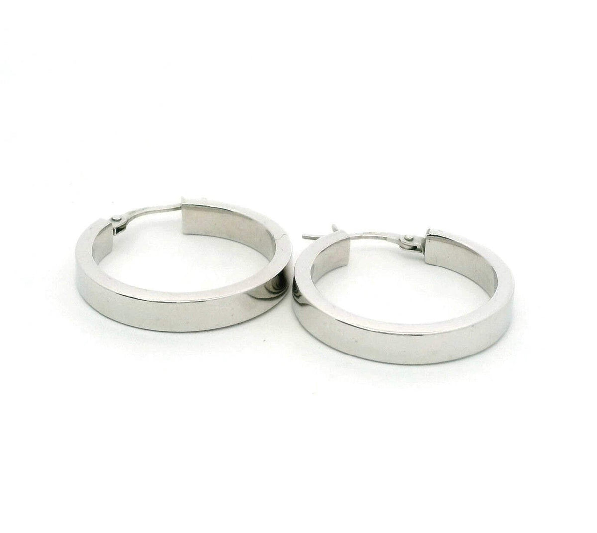 9ct White Gold Hoop Earrings Lever Backs UK Hallmark 25mm x 25mm 2.7g