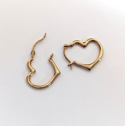 9ct Gold Heart Earrings UK Hallmarked Hinged Closure Hollow 0.9g 16mm x 12mm