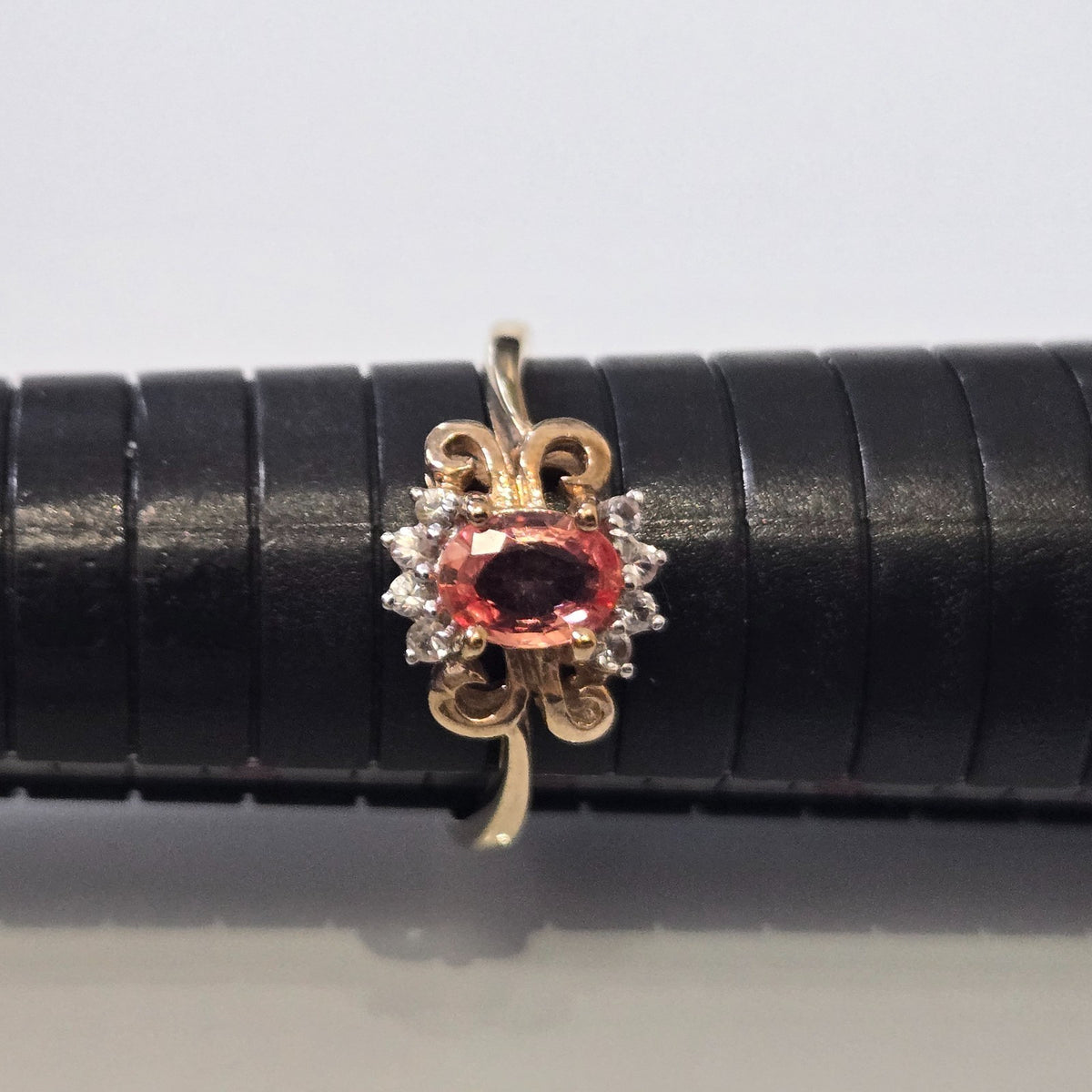 9ct Gold Orange White Sapphire Ring Size R Hallmarked 375 September 2.6g