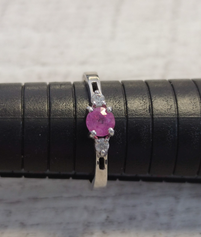 Silver Ruby Topaz Ring Hallmark July Birthstone Cluster 3.1g 925 Sterling