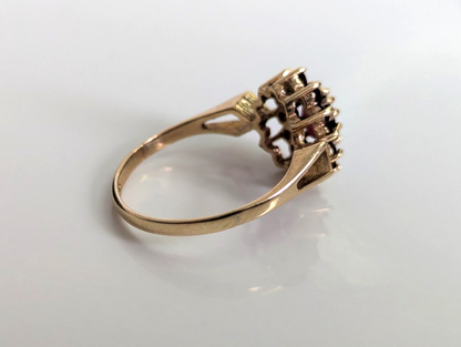 9ct Gold Ring Garnet 13x Red Hallmark Size Q 2.4g