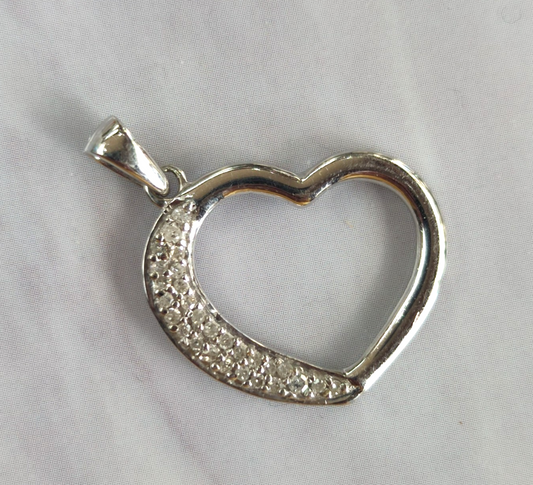 9ct White Gold Heart Necklace Pendant Diamonds Stones Hallmark Size 19mm X 16mm