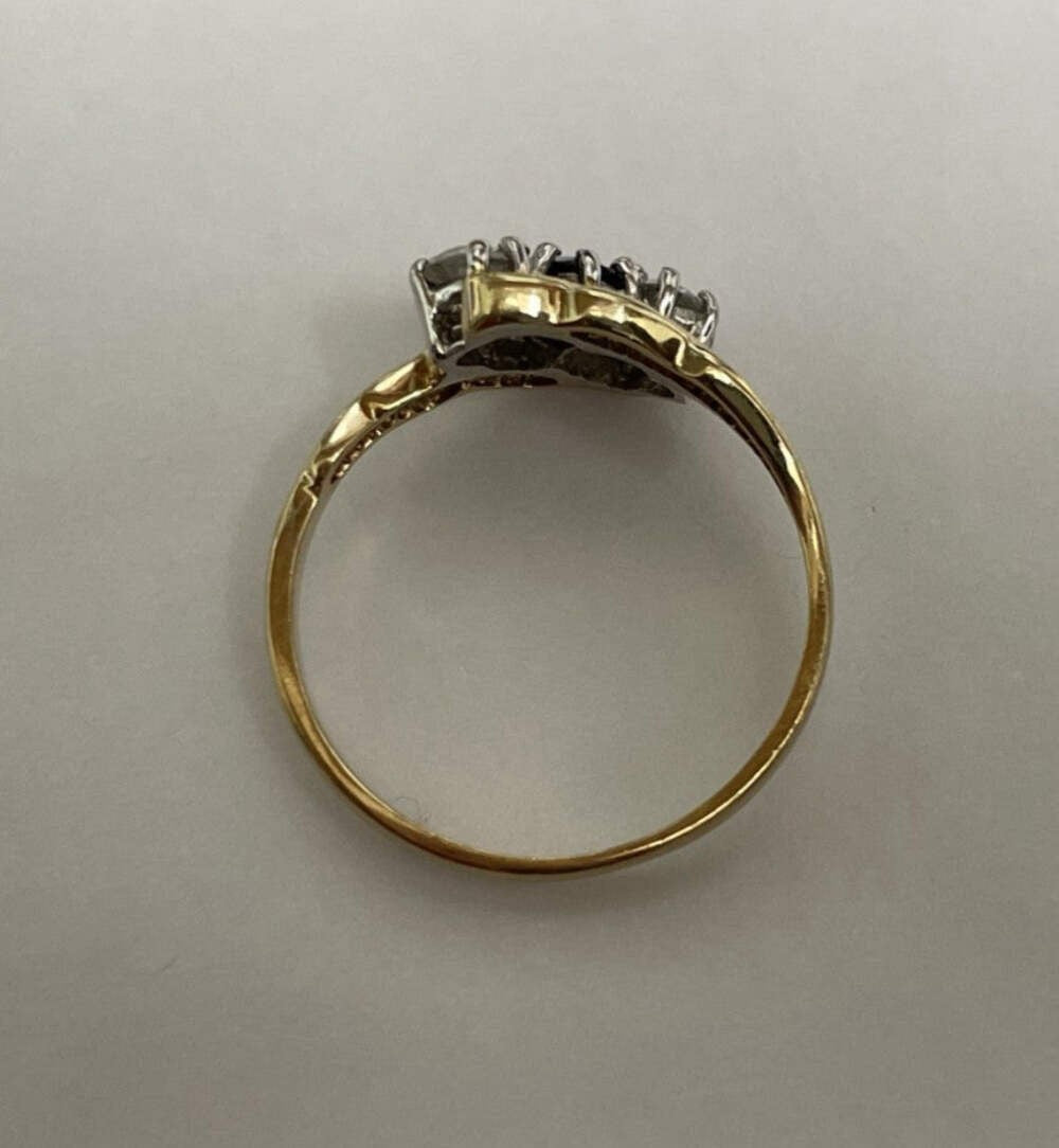 9ct Gold Ring Sapphire Twist Hallmark Size J 1/2 1.4g