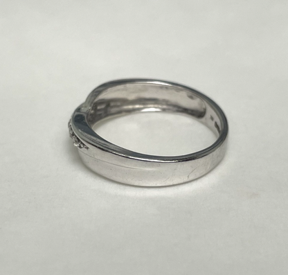 9ct White Gold Ring Diamond Hallmark Size J 1/2